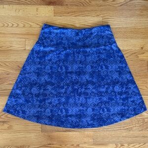 LL Bean Blue Patterned A-Line Pull on Women's Skirt
